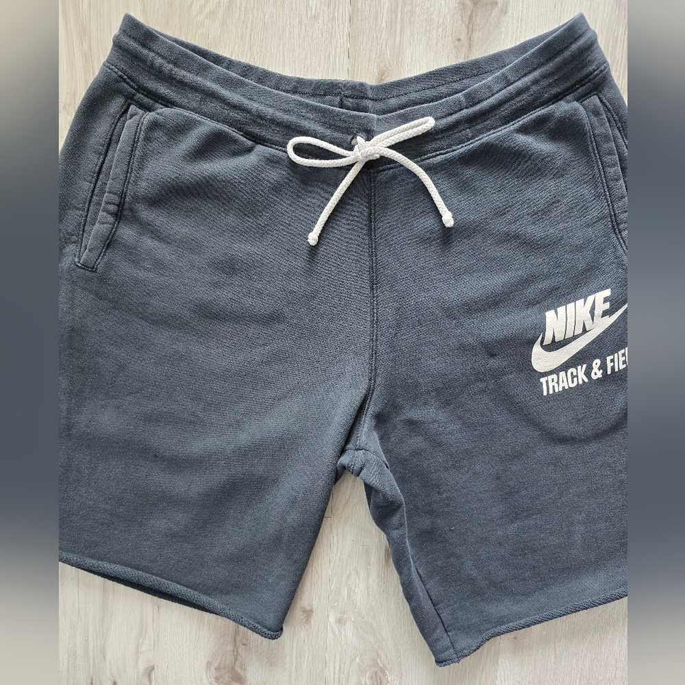 Nike | black cotton blend track & field sporty activewear shorts  | MENS L - Picture 2 of 10